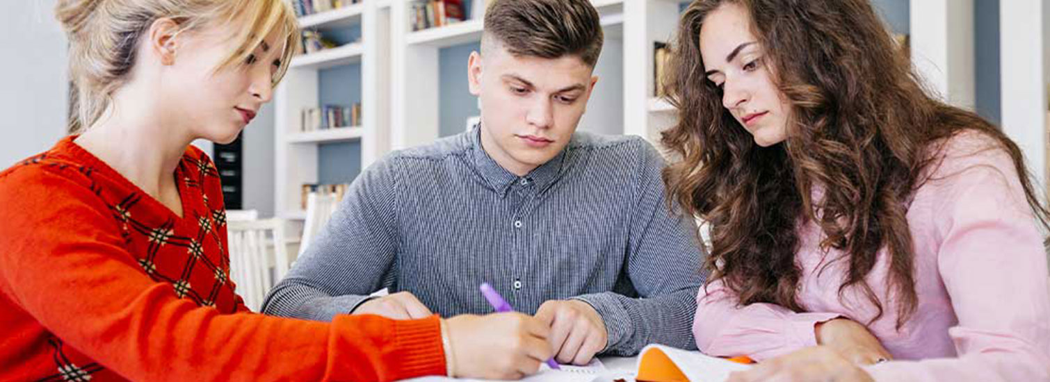 Almanya’da Studienkolleg Nedir Hazırlık Yılı Rehberi