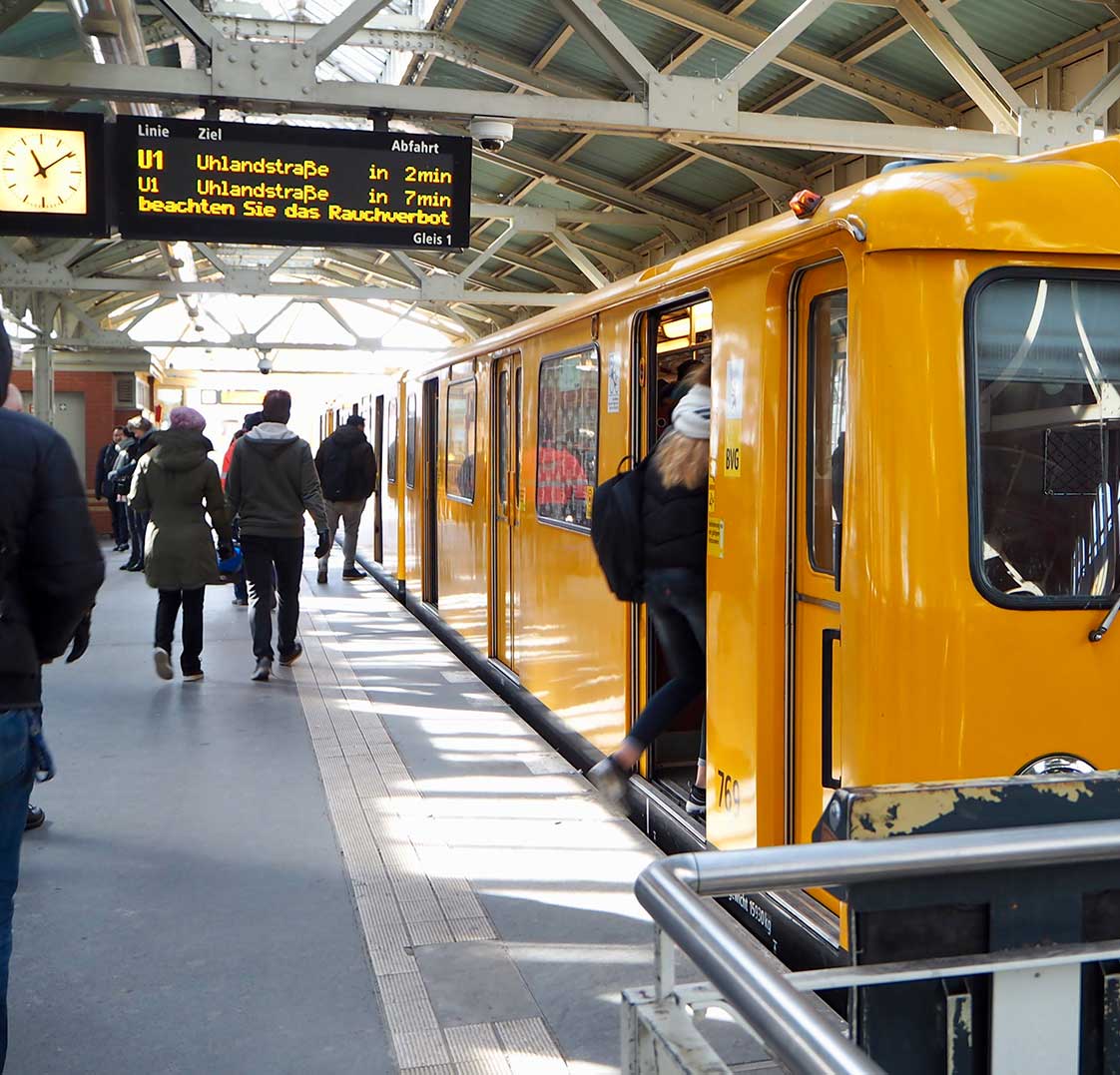 Almanya’da Öğrenciler İçin Ulaşım ve Şehir Kartları