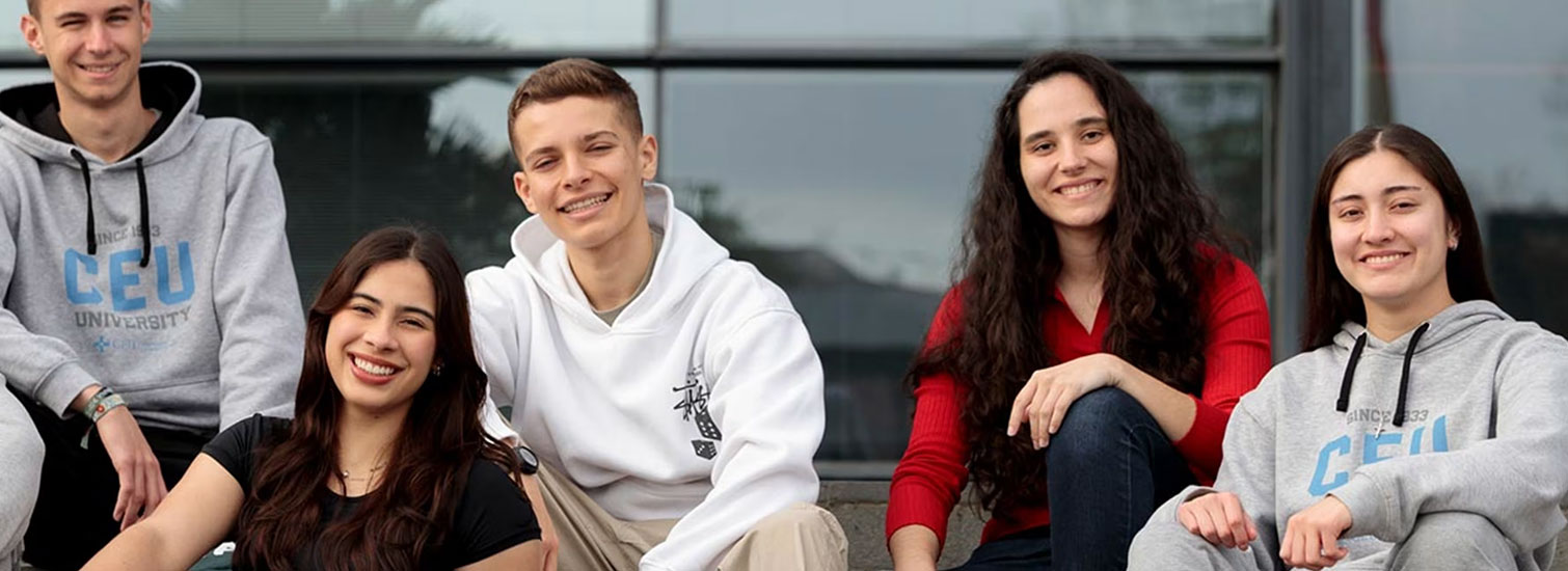 İspanya’da Öğrenci Kulüpleri ve Sosyal Aktiviteler İspanya’da Öğrenci Kulüpleri ve Sosyal Aktiviteler