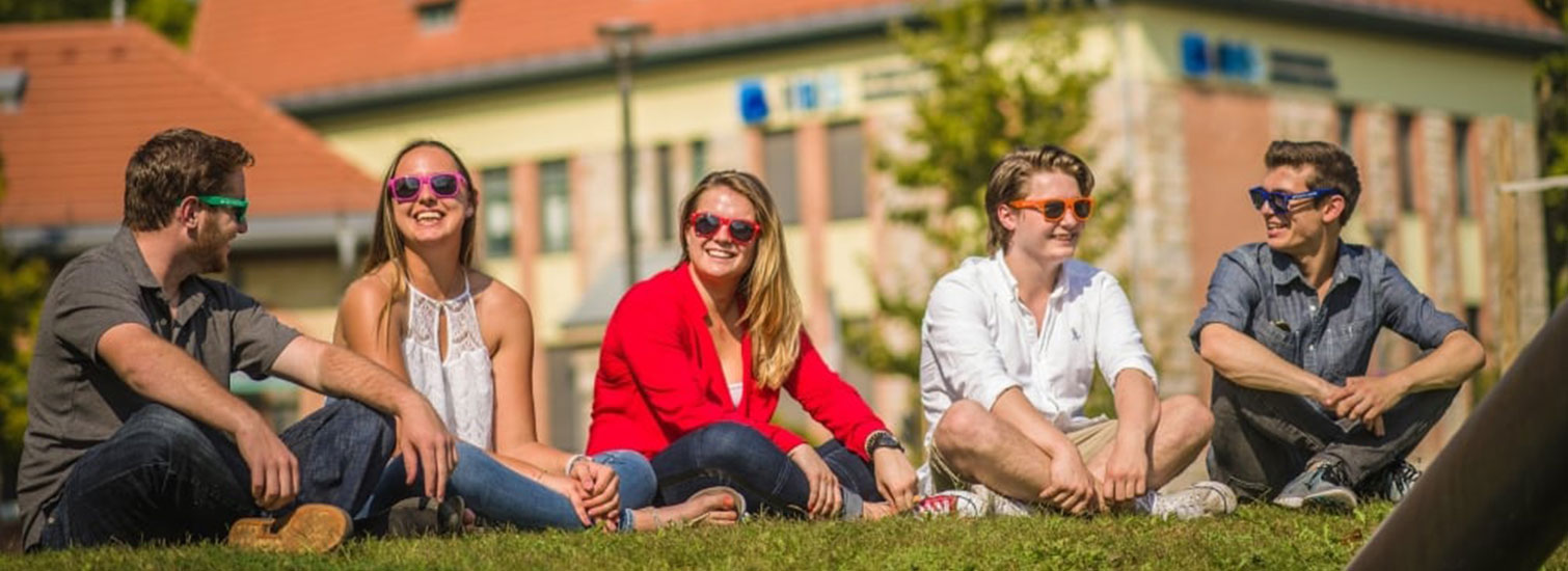 Macaristan’da Üniversite Eğitimi Sonrası Kariyer Fırsatları Macaristan’da Üniversite Eğitimi Sonrası Kariyer Fırsatları