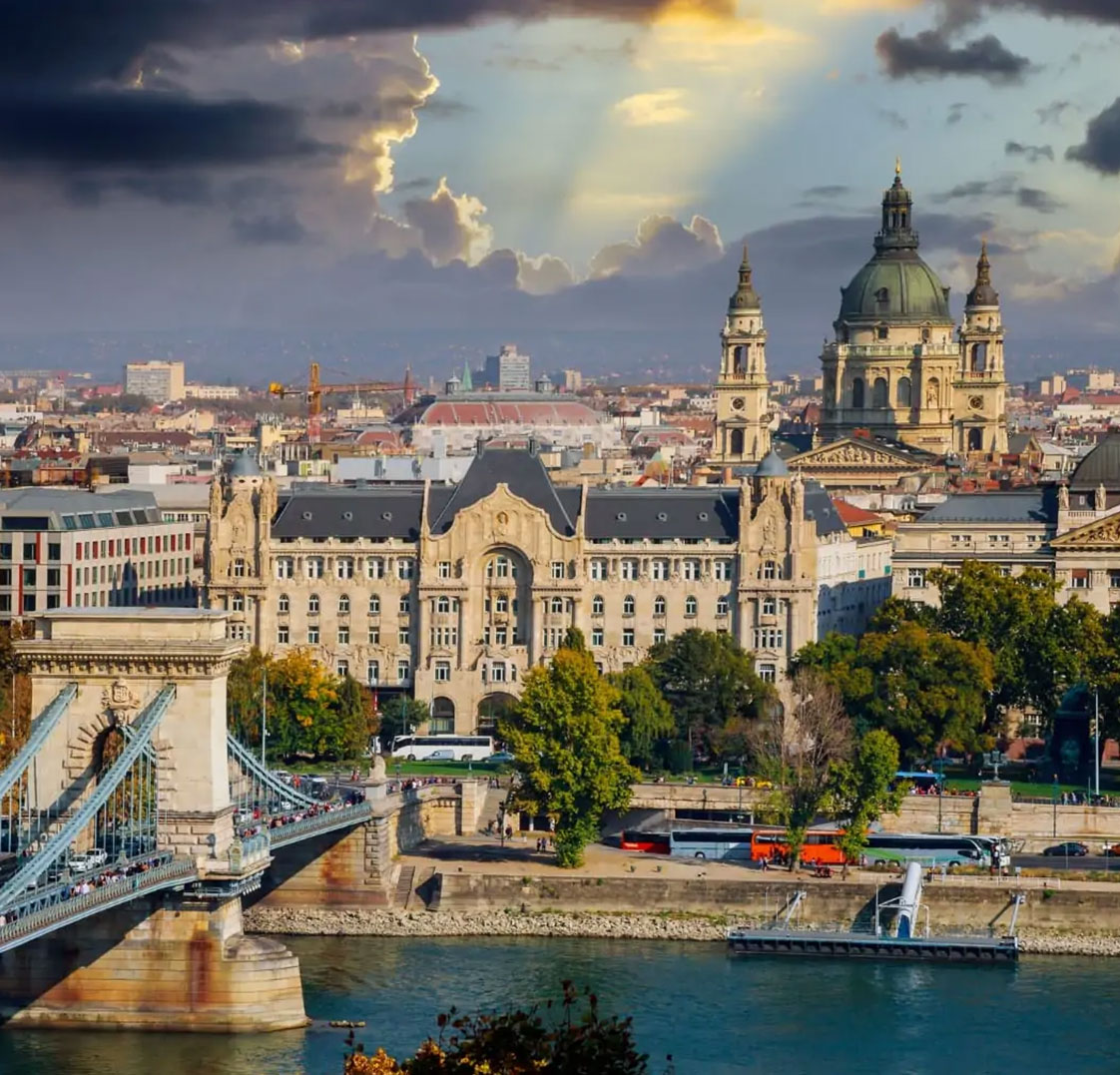 Macaristan Üniversitelerinde Eğitim Dili Nedir?