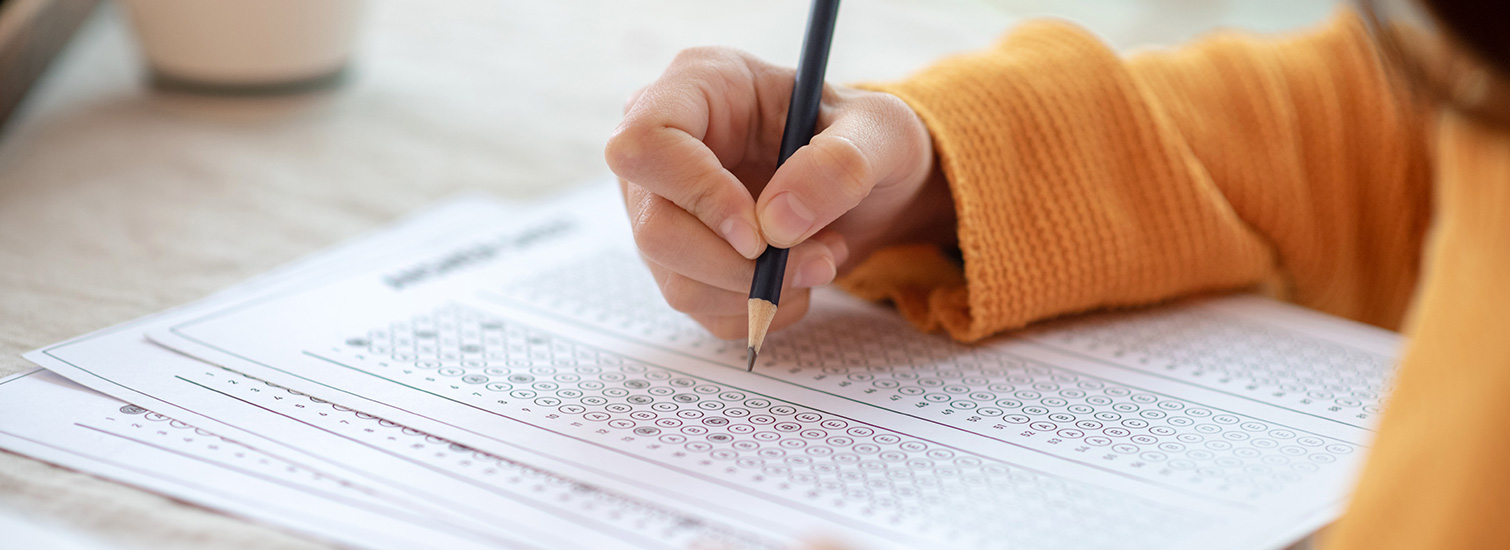 Macaristan Üniversitelerinde IELTS TOEFL Gerekli mi?